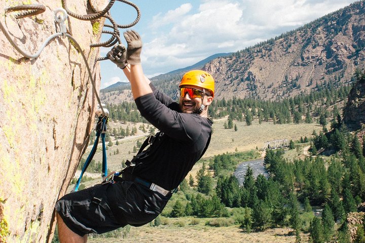Esperienza di arrampicata su granito via ferrata a Buena Vista