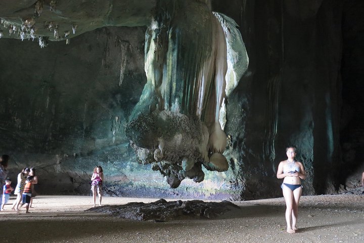 3 Øyer & Talabeng Sea Cave Halvdags Tur