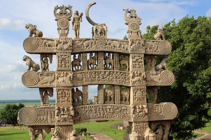 Excursie naar Sanchi Stupa en Udayeshwara-tempel vanuit Bhopal