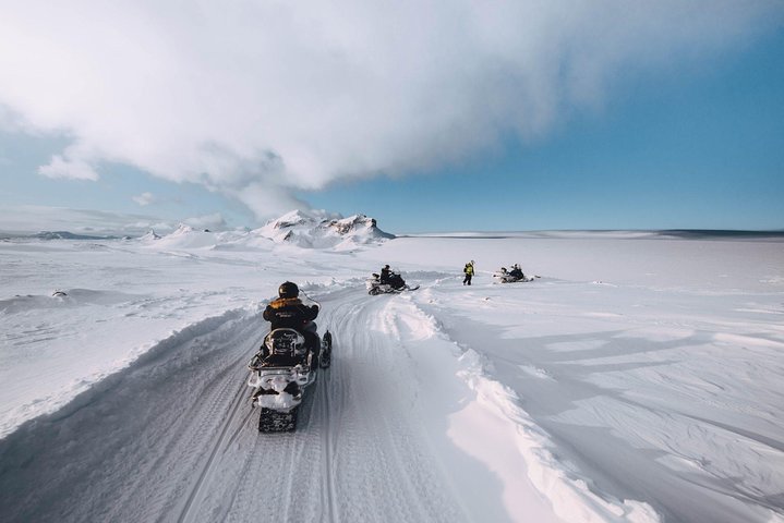 Gullfoss: Guidad tur i Langjokull Glacier Ice Cave och snöskoter