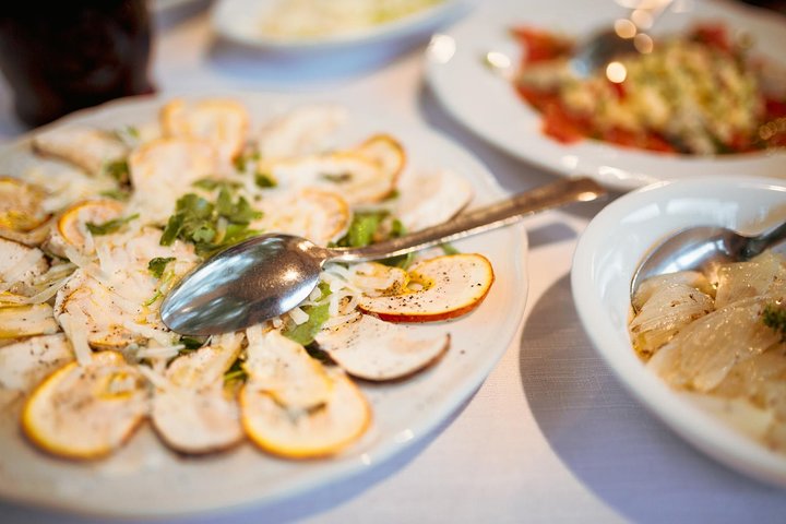 Tour degli amanti del cibo e del vino della campagna dell'Etna (piccolo gruppo o privato)