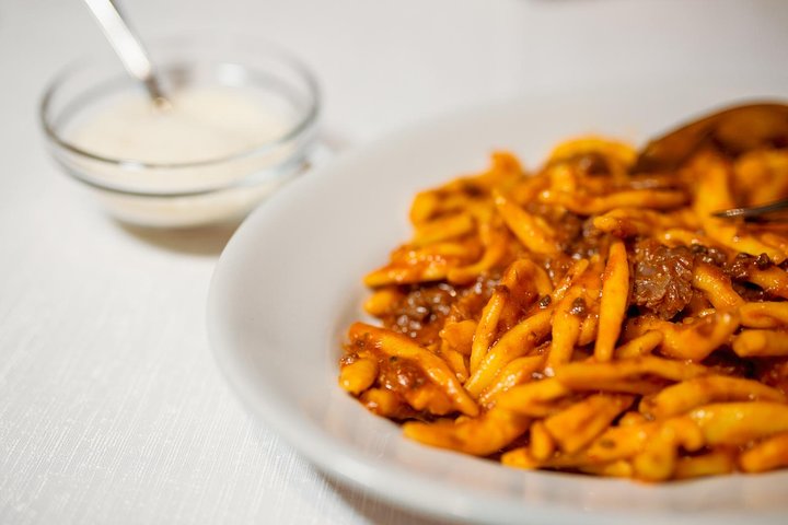 Tour degli amanti del cibo e del vino della campagna dell'Etna (piccolo gruppo o privato)