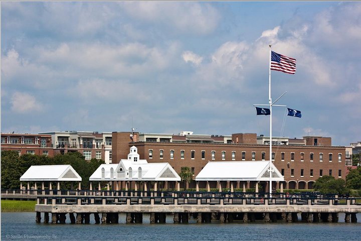Myrtle Beach to Charleston with Horse & Carriage Ride, Harbor Cruise, Boone Hall