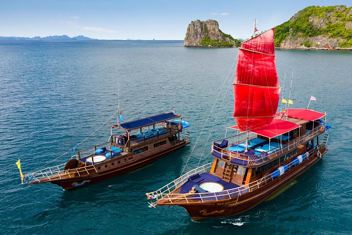 Semi-Private Yacht Adventure til Ang Thong Park's skjulte skatter