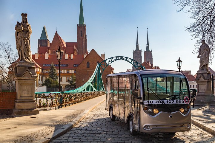 Breslavia, 1 - ora o 2 - ore Tour di gruppo in auto elettrica