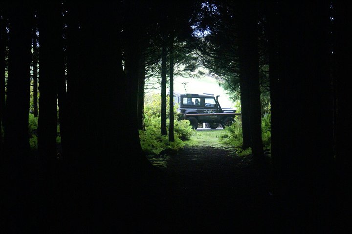 I och runt Terceira Island i en 4X4