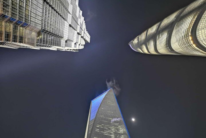 Private Abendtour: VIP-Flussfahrt auf dem Huangpu und Lichter von Shanghai