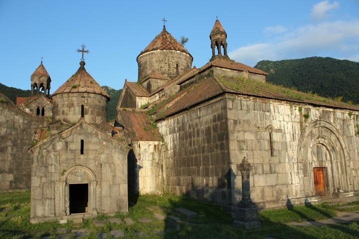Transportuthyrning till Haghpat, Sanahin, Tbilisi (transfer från Jerevan)