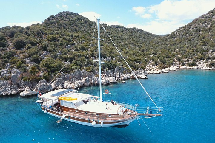 Tour privado en barco a Kekova, que incluye almuerzo a la barbacoa desde Kas