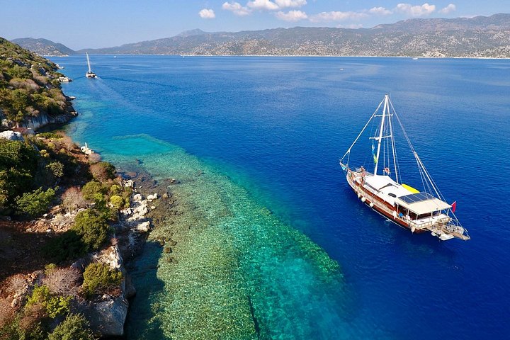 Tour privado en barco a Kekova, que incluye almuerzo a la barbacoa desde Kas