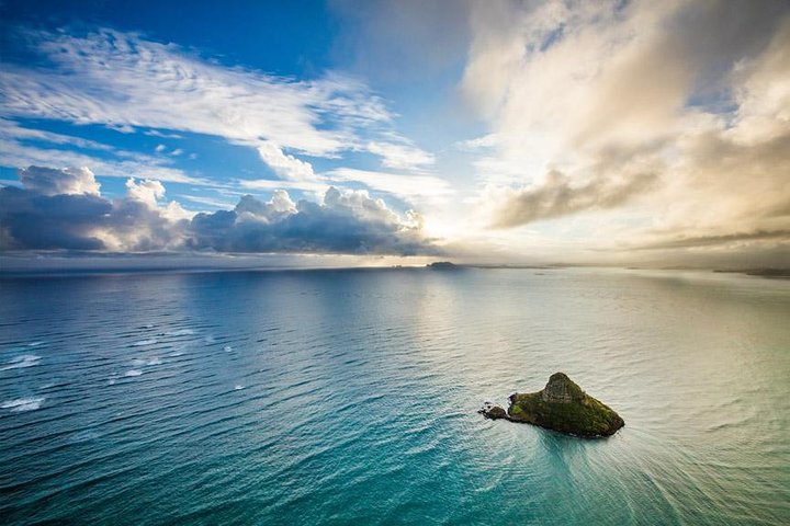 Oahu : 60 min Royal Crown Helicopter Tour - portas abertas ou abertas