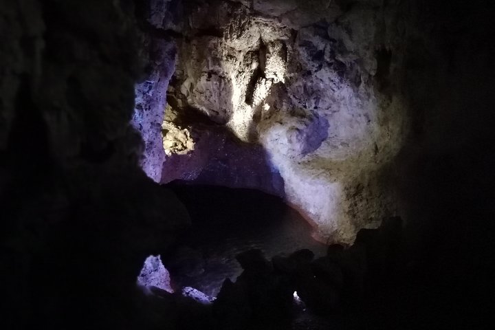 Patrimoine naturel, grottes, sources d'eau et marais salants de Nazaré