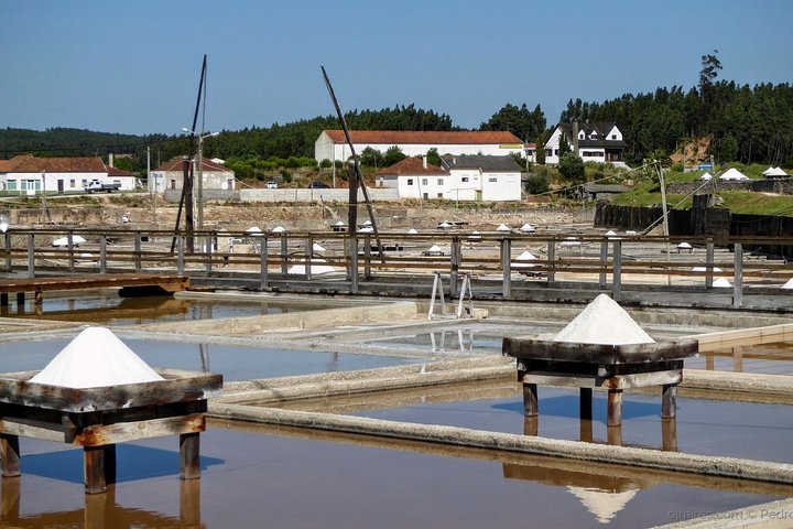 Patrimoine naturel, grottes, sources d'eau et marais salants de Nazaré