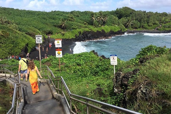 Abenteuertour auf der Straße nach Hana in kleiner Gruppe mit Abholung und Mittagessen