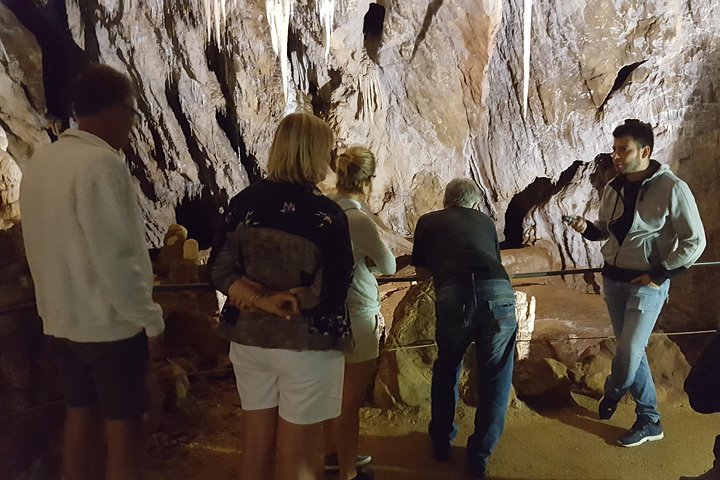 Cagliari : Experiencia privada de día completo en Porto Flavia y cuevas de los Zuddas desde Chía