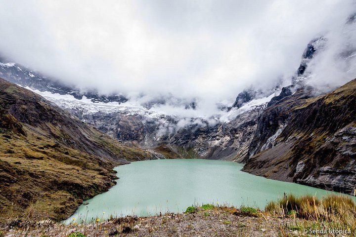 Tour de Trekking por el Volcán Altar de 3 días a Laguna Amarilla desde Riobamba