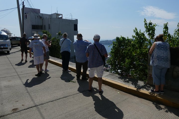 4 uur Stadstour met kleine groep en High Divers Cruise Terminal Pick-up