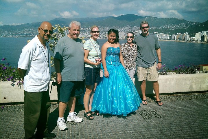 4 uur Stadstour met kleine groep en High Divers Cruise Terminal Pick-up