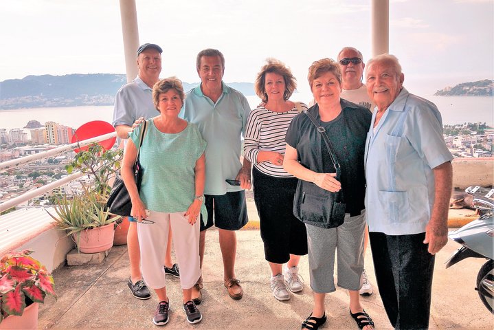 4 uur Stadstour met kleine groep en High Divers Cruise Terminal Pick-up