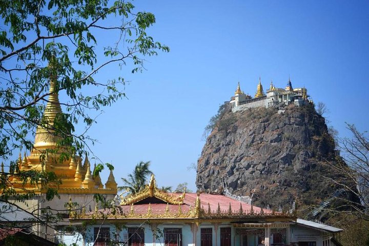 Visite guidée privée de la montagne Popa et Salay au départ de Bagan avec déjeuner