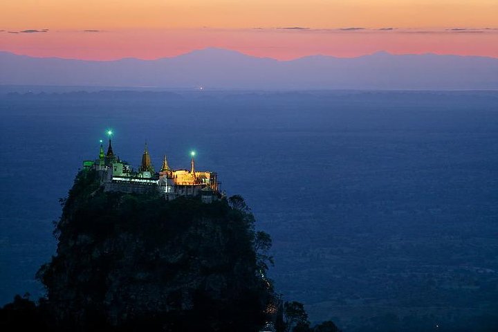 Visite guidée privée de la montagne Popa et Salay au départ de Bagan avec déjeuner