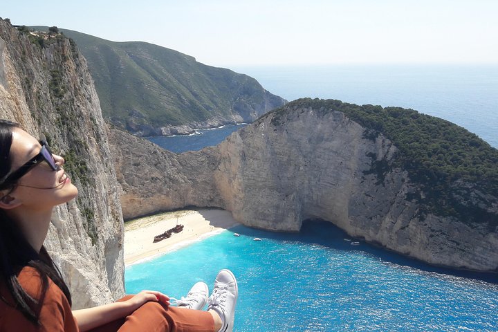 Zakynthos : Eintägige Kleingruppentour zum Navagio Strand Blaue Höhlen & Draufsicht