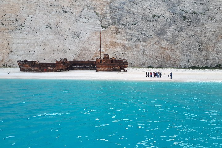 Zakynthos : Eintägige Kleingruppentour zum Navagio Strand Blaue Höhlen & Draufsicht