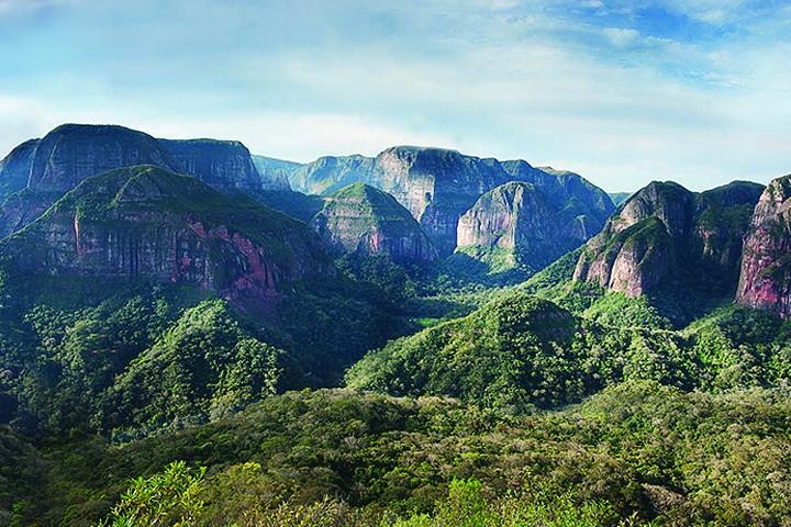 Amboro National Park Overnachtingstour vanuit Santa Cruz