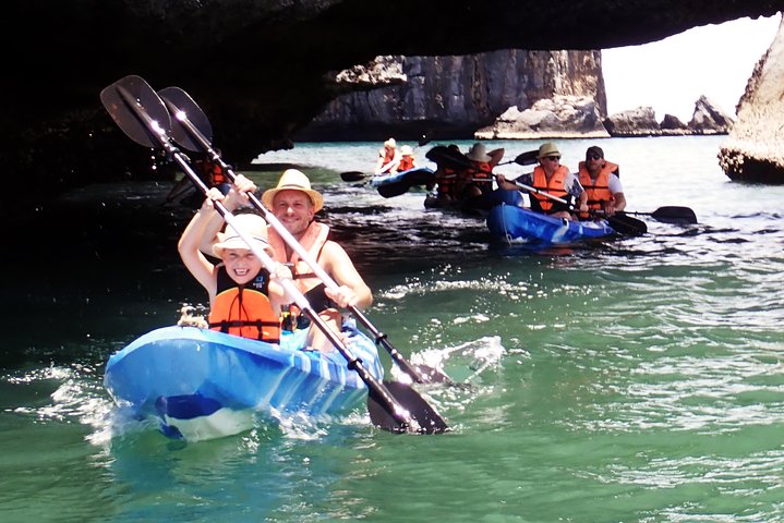 Semi-Private Yacht Adventure til Ang Thong Park's skjulte skatter