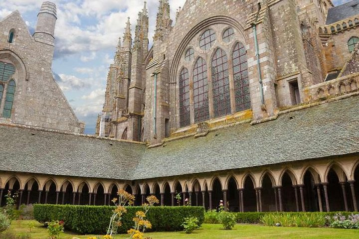 Excursión de un día con conductor local al Mont Saint Michel desde Saint Malo 6h