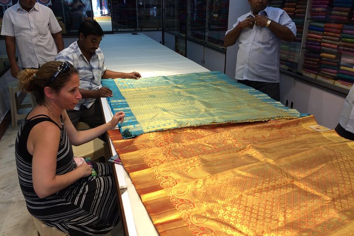 Recorrido a pie por el bazar, las compras y la gran boda india en Chennai