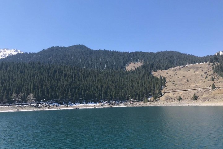 Privat dagstur til Tianchi Heavenly Lake og Red Hill fr Urumqi