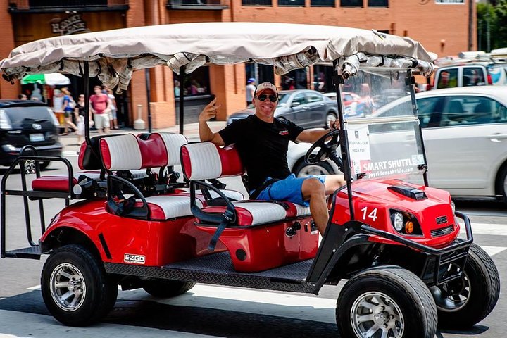 Explore the City of Nashville Sightseeing Tour by Golf Cart