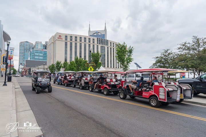 Explore the City of Nashville Sightseeing Tour by Golf Cart