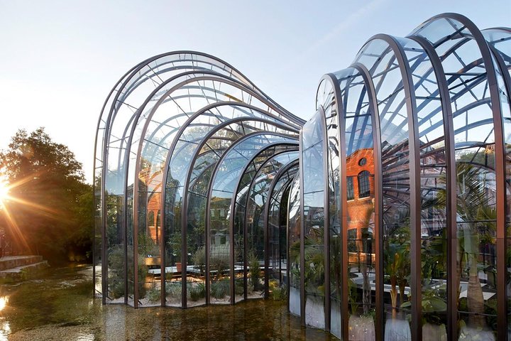 Portsmouth Port to London with BOMBAY Sapphire Distillery Experience on the way
