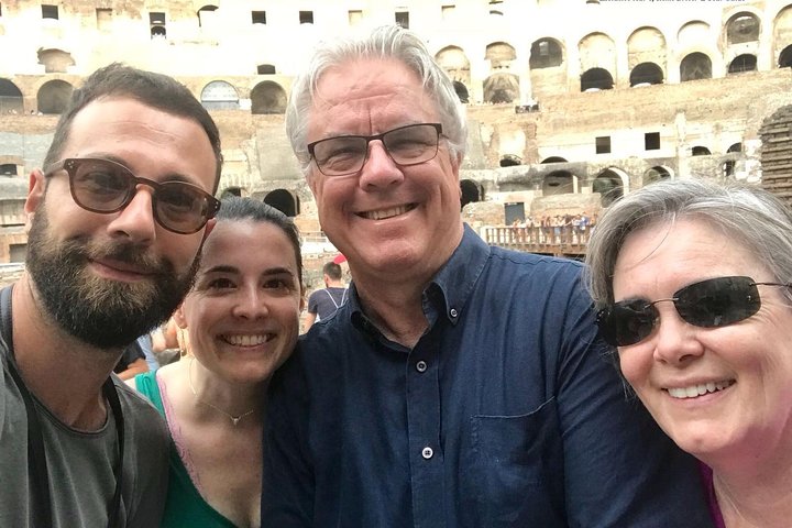 Tour esclusivi di Roma, Autista & Guida turistica, Colosseo & Vaticano