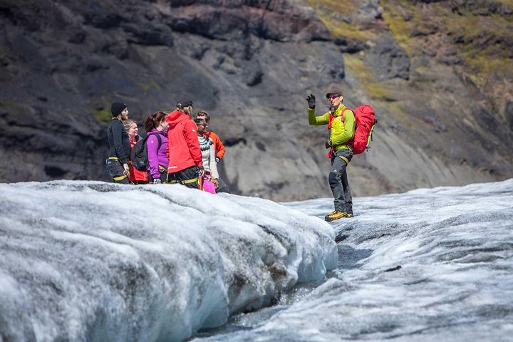 Sólheimajökull Glacier Hike – Aventura em um pequeno grupo