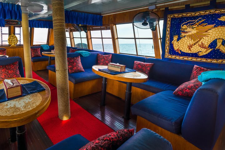 Semi-Private Yacht Adventure til Ang Thong Park's skjulte skatter