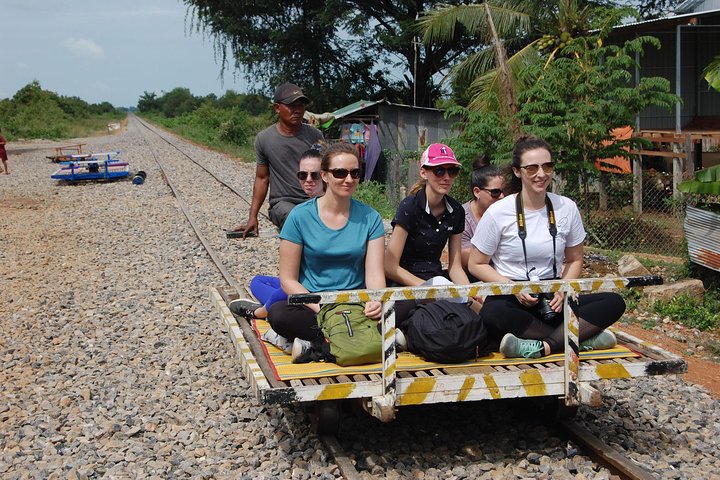 Tour privato di un giorno a Battambang più pranzo da Siem Reap