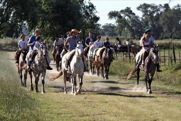 Excursão de um dia a uma fazenda de gaúchos em Buenos Aires