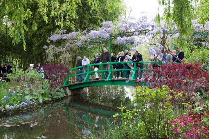 Visita guidata della casa di Claude Monet a Giverny in auto privata da Parigi