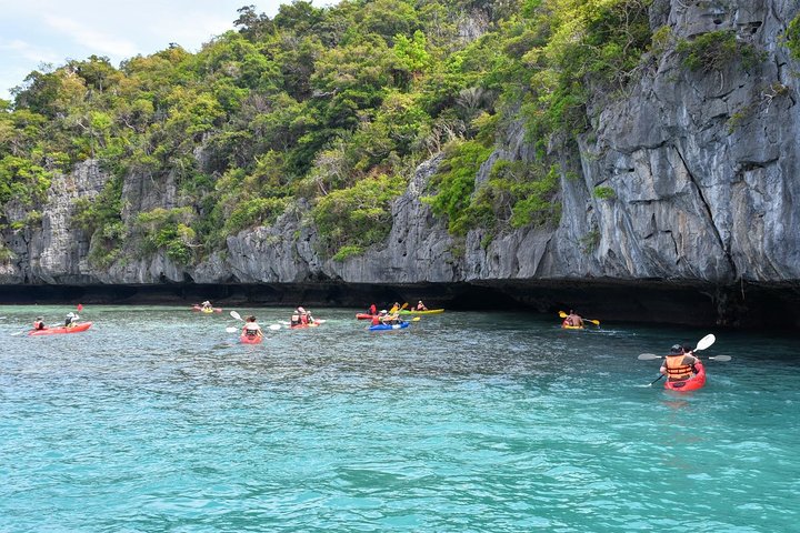 Snorkel y Kayak Viaje al Parque Marino Angthong en lancha rápida desde Koh Phangan