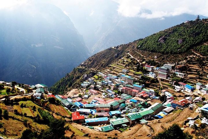 Erfahrung von Everest Base Camp Trek mit 5-Sterne-Unterkunft in Kathmandu