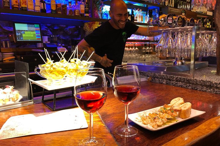 Il pluripremiato tour gastronomico e abbinamento di vini di Bilbao da parte del locale basco