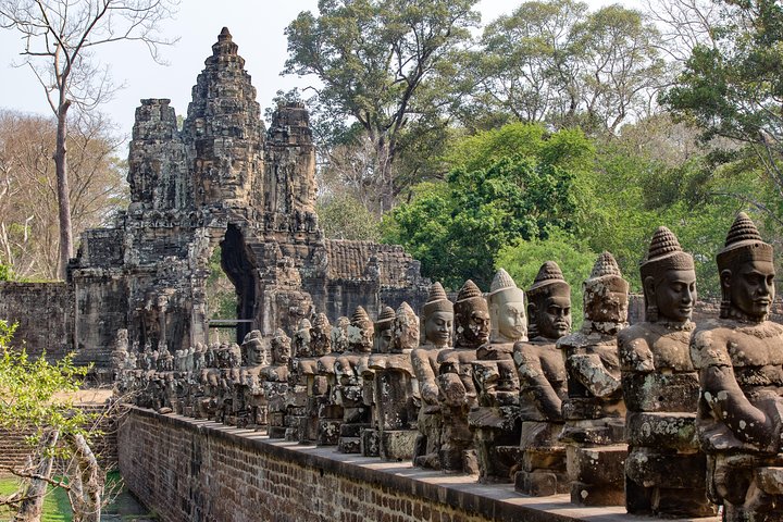 2 - Dag Angkor Wat, Small, Big Circuit & Banteay Srei Privat tur