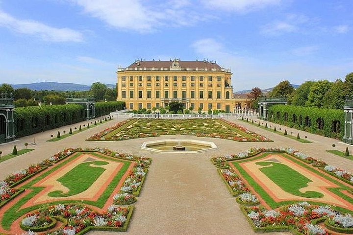 Vienna Private Transfer vom Flughafen Wien in die Innenstadt