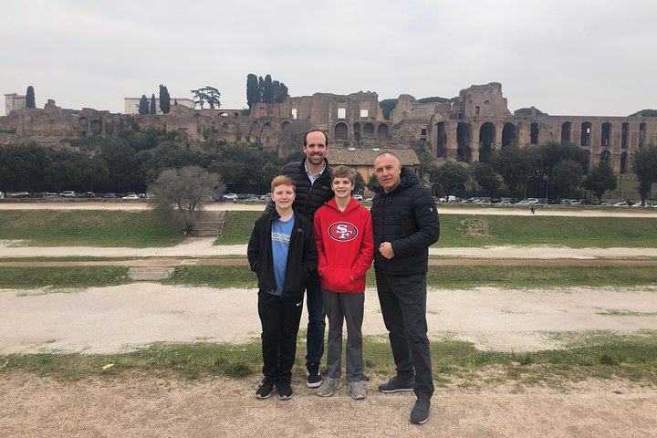 Tour esclusivi di Roma, Autista & Guida turistica, Colosseo & Vaticano
