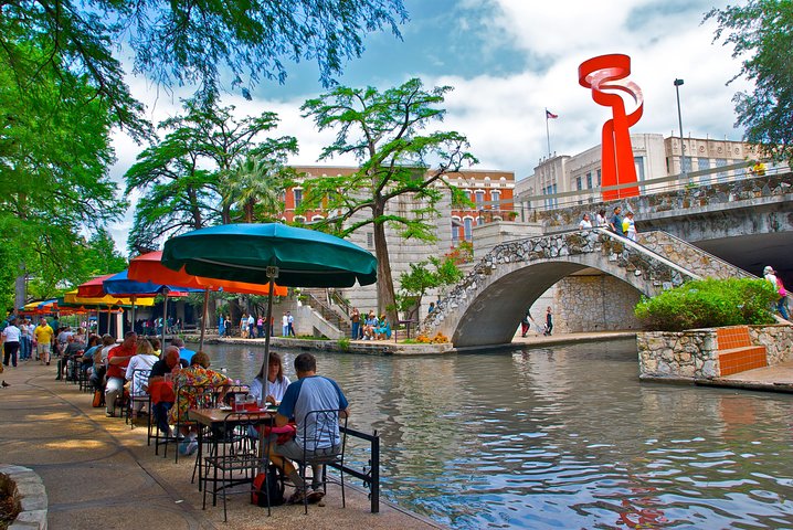 Tour histórico de día completo por la ciudad de San Antonio