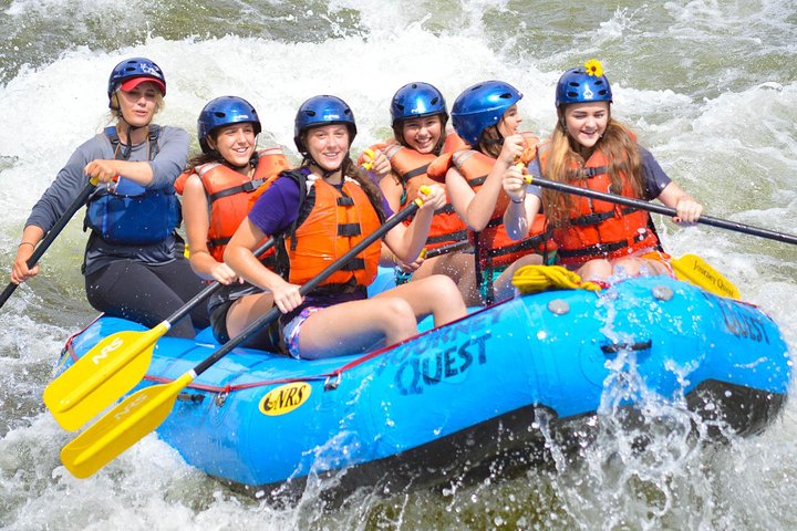 Meio dia Bighorn Sheep Canyon Rafting Aventura Cañon City CO
