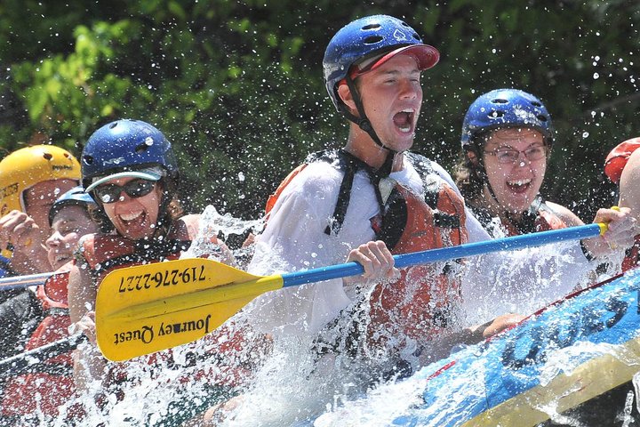 Meio dia Bighorn Sheep Canyon Rafting Aventura Cañon City CO